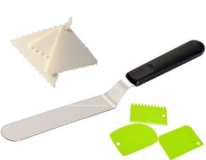 Angular cake knife
